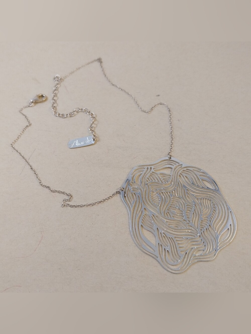 Intricate Silver Filigree Cutout Pendant Necklace - Women Jewelry - Picture 14 of 14